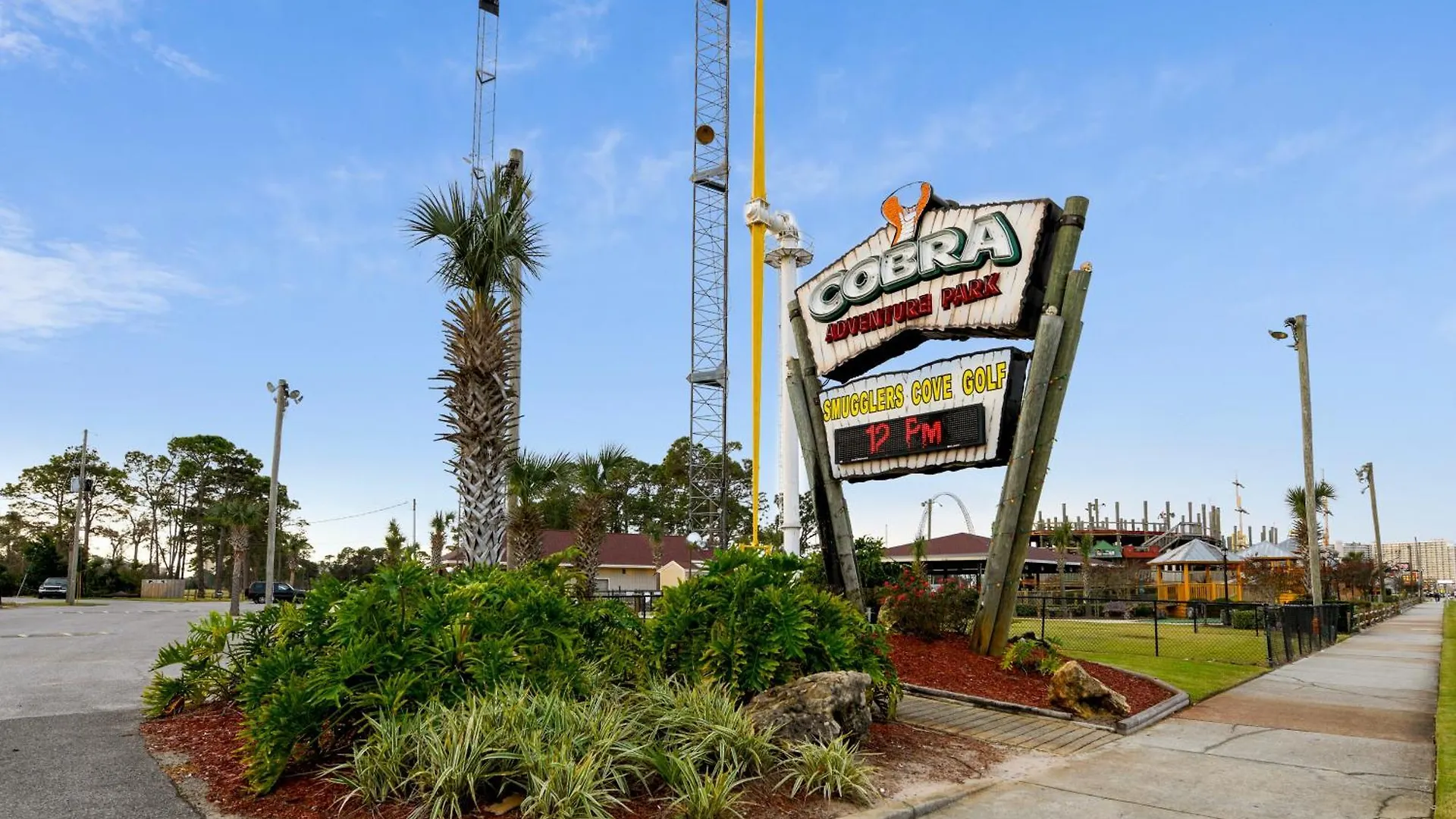 Dom wakacyjny Majestic Beach Resort #1309-2 By Book That Condo Panama City Beach