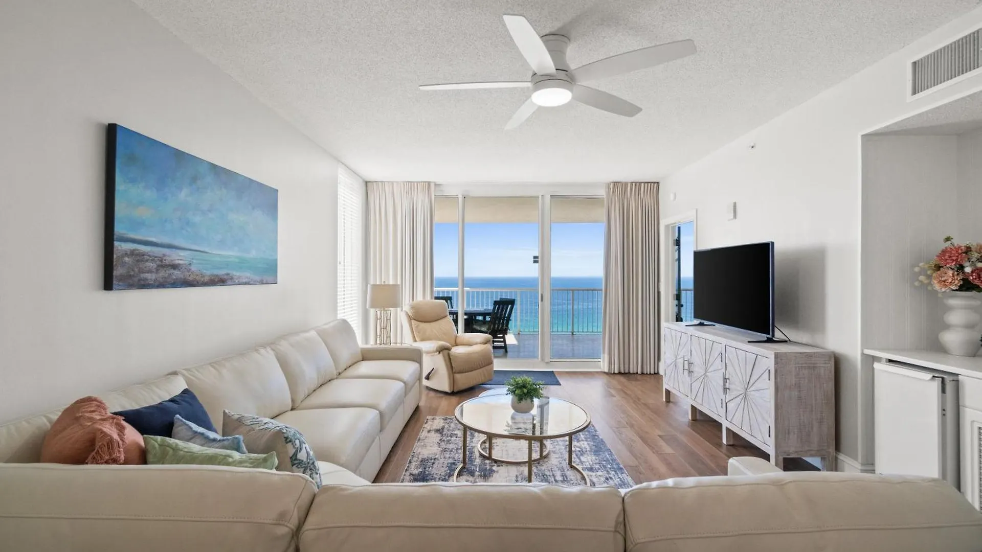 Dom wakacyjny Majestic Beach Resort #1309-2 By Book That Condo Panama City Beach