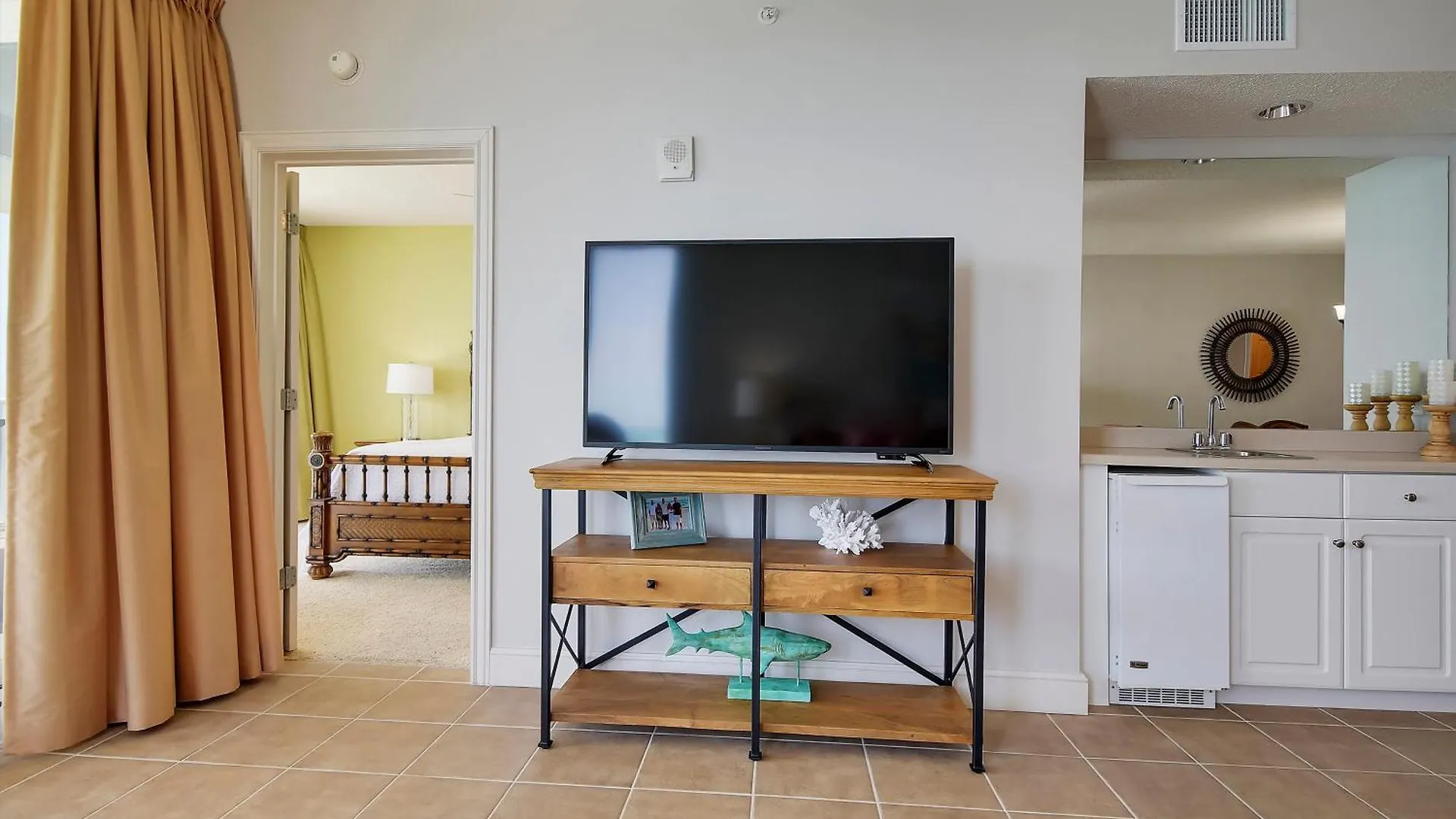 Majestic Beach Resort #1309-2 By Book That Condo Panama City Beach